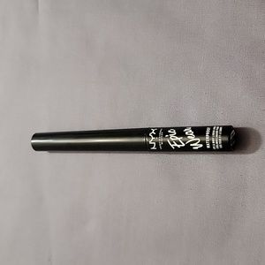 NYX Epic Wear Waterproof liquid Eyeliner